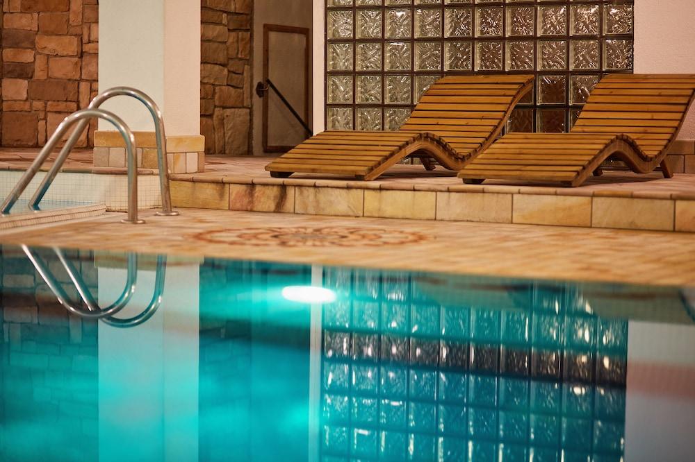 Gh Hotel Monzoni Pozza di Fassa Bagian luar foto