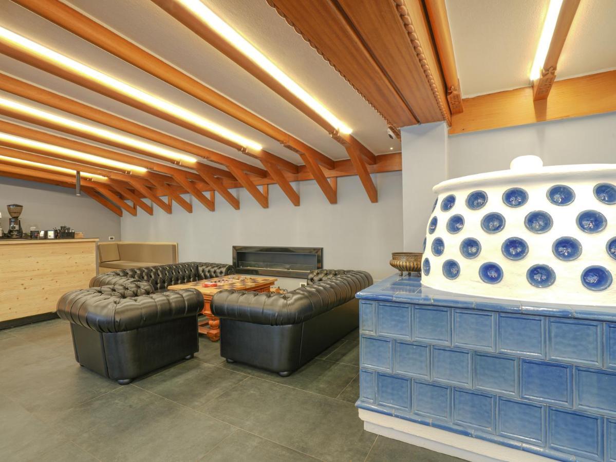 Gh Hotel Monzoni Pozza di Fassa Bagian luar foto