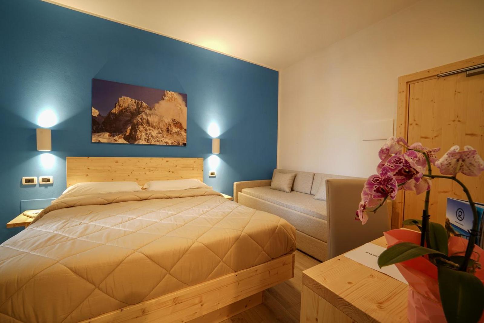 Gh Hotel Monzoni Pozza di Fassa Bagian luar foto