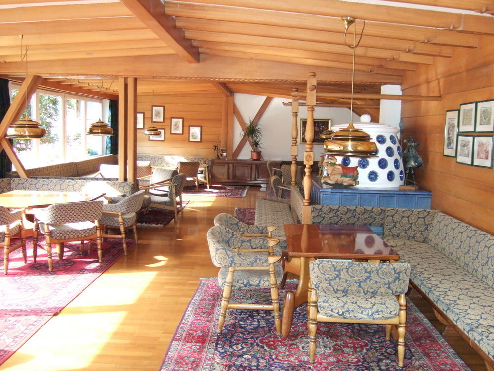 Gh Hotel Monzoni Pozza di Fassa Bagian luar foto